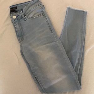 Abercrombie cropped jeans